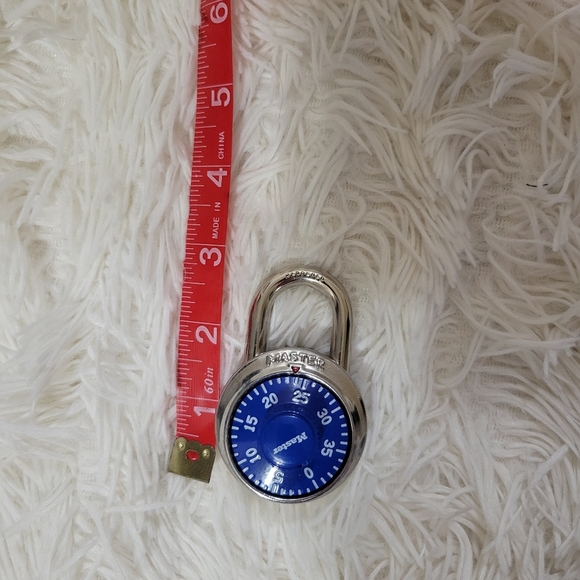 Master Lock Combo Padlock blue - Picture 3 of 4